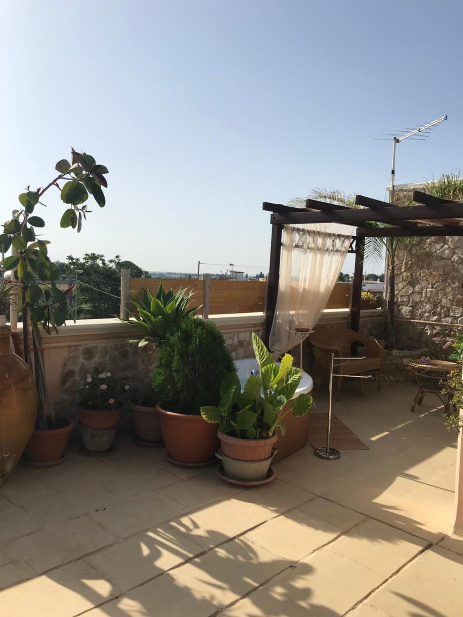 Appartamento No Vabbe! Penthouse… Torre Santa Susanna Esterno foto