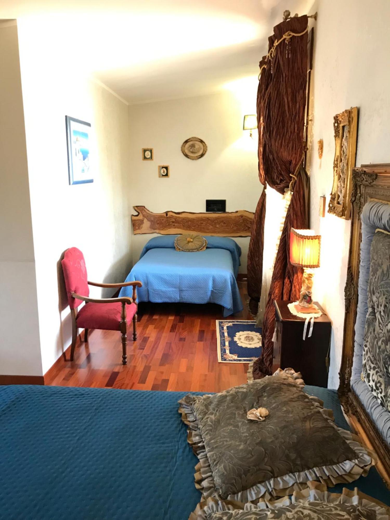Appartamento No Vabbe! Penthouse… Torre Santa Susanna Esterno foto