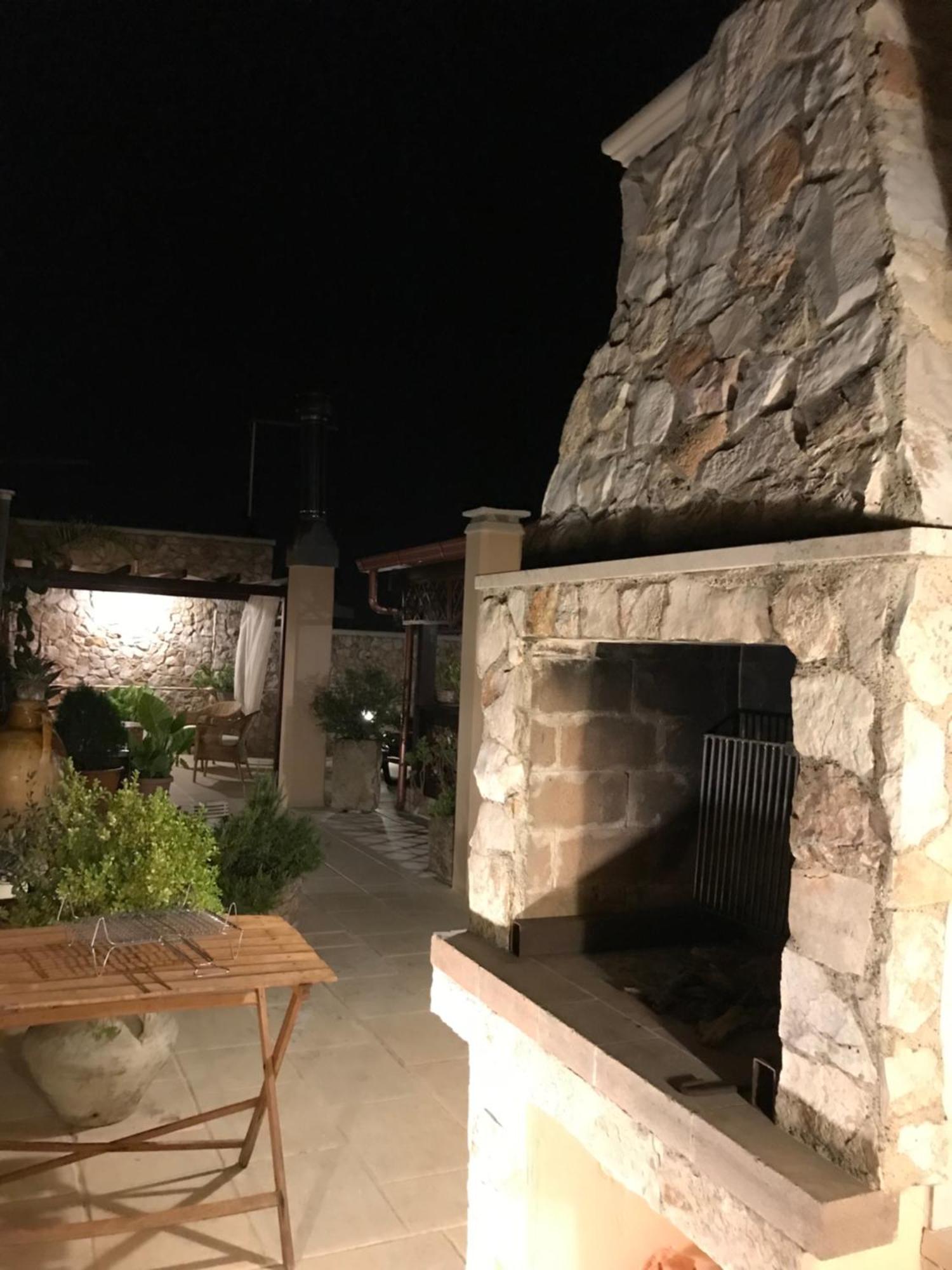 Appartamento No Vabbe! Penthouse… Torre Santa Susanna Esterno foto