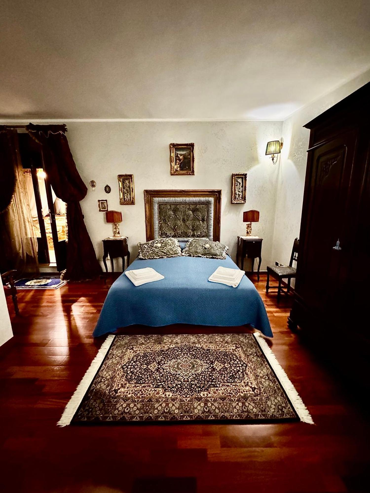 Appartamento No Vabbe! Penthouse… Torre Santa Susanna Esterno foto