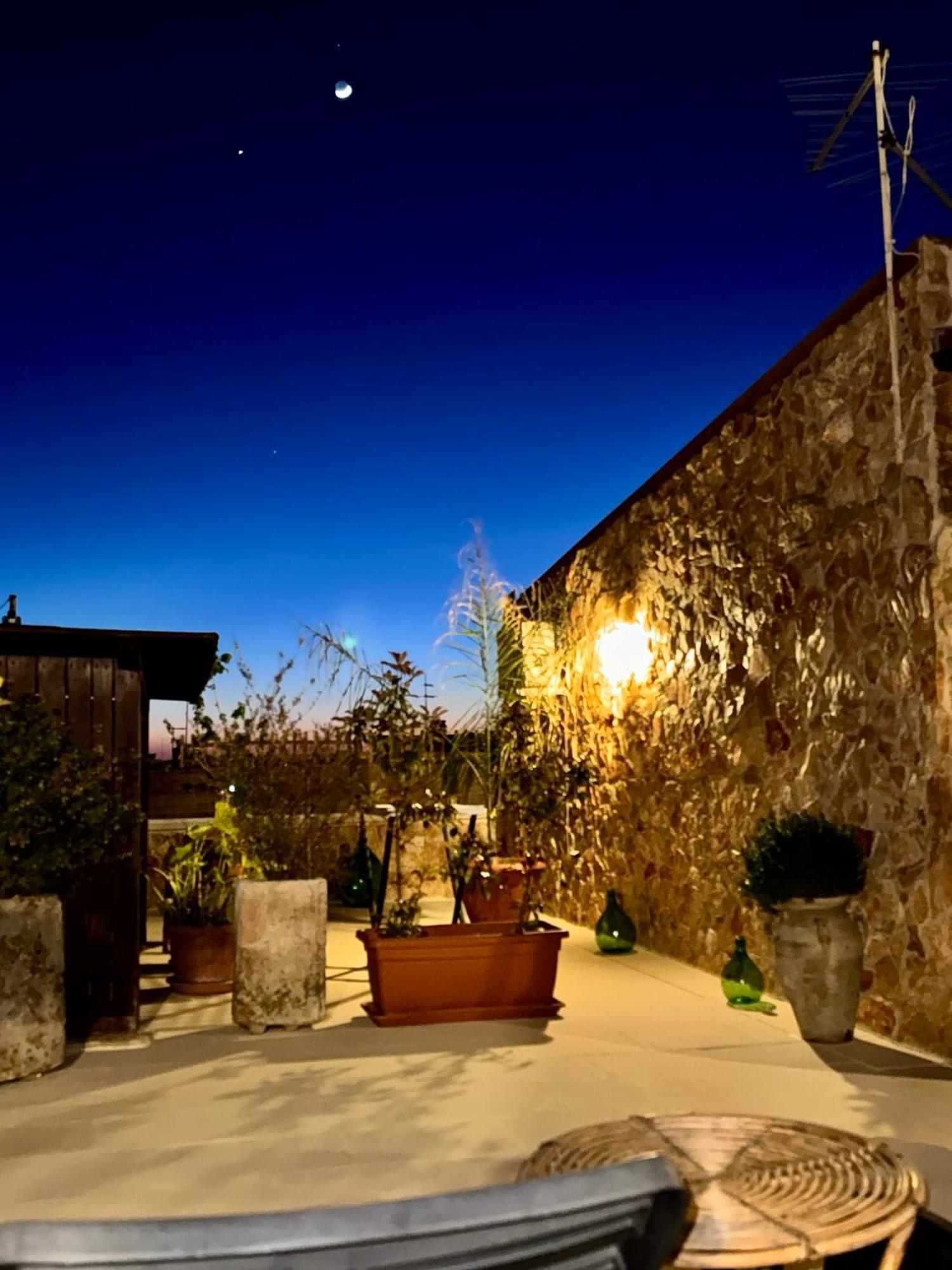 Appartamento No Vabbe! Penthouse… Torre Santa Susanna Esterno foto