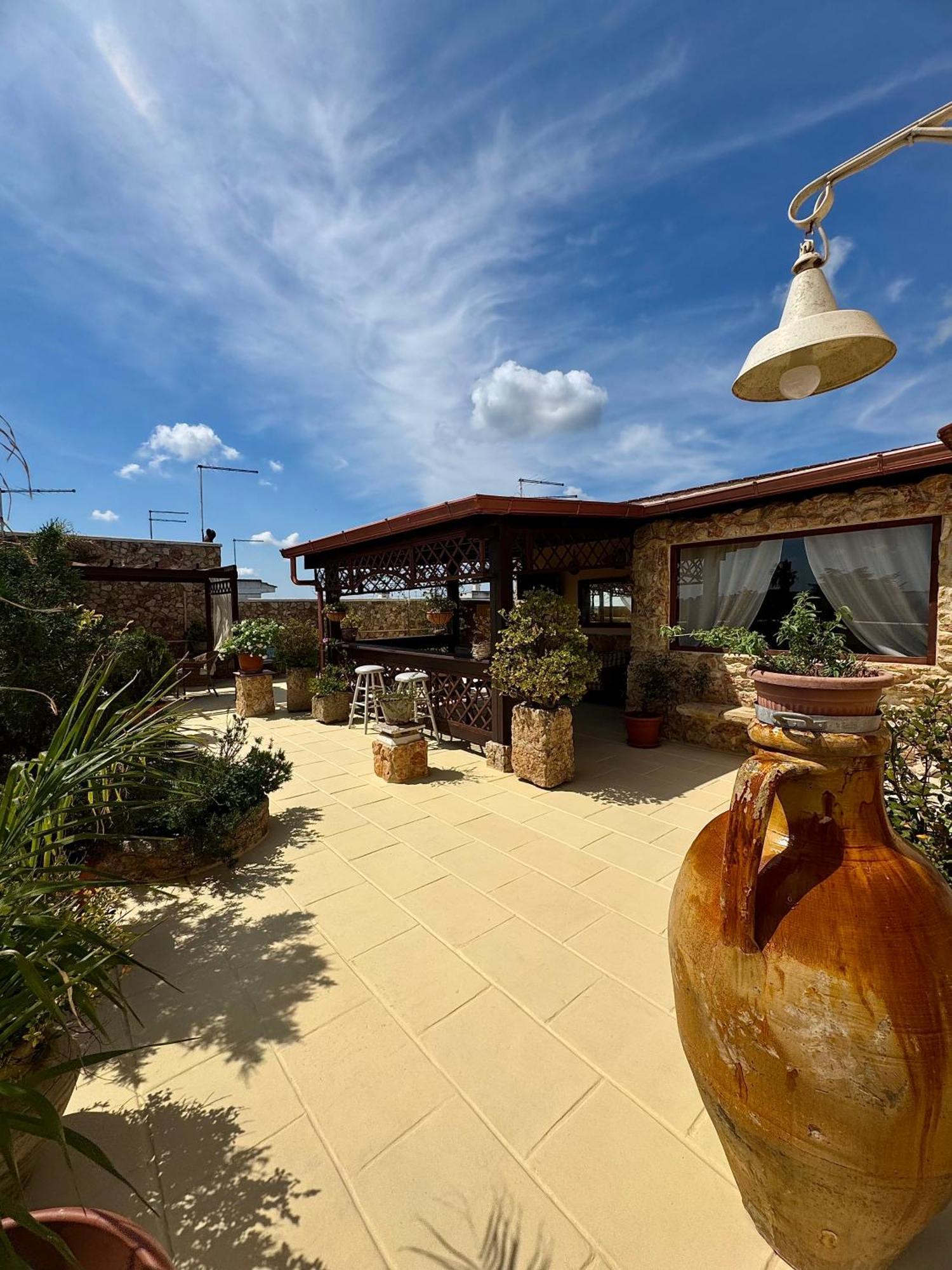 Appartamento No Vabbe! Penthouse… Torre Santa Susanna Esterno foto