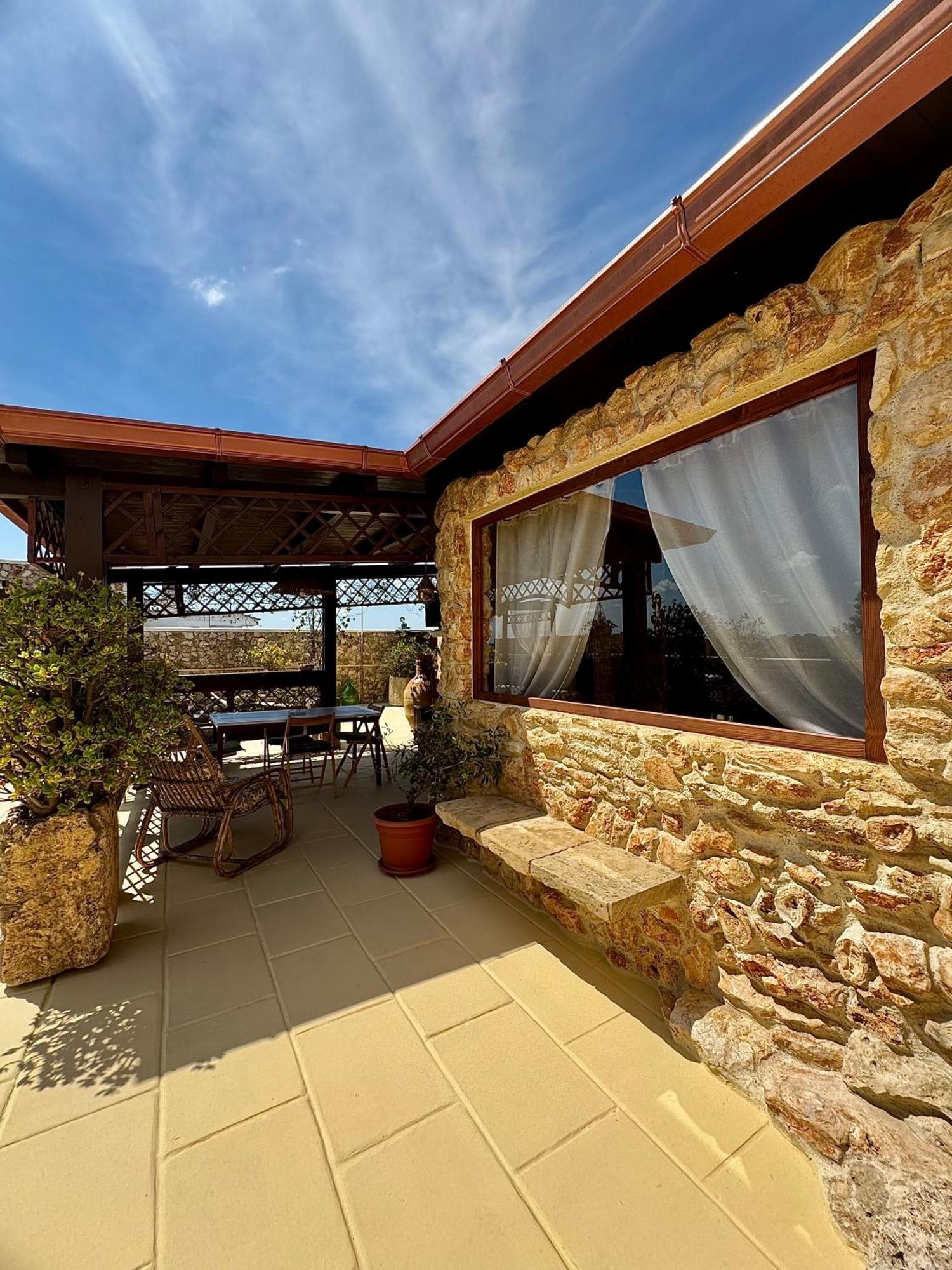 Appartamento No Vabbe! Penthouse… Torre Santa Susanna Esterno foto