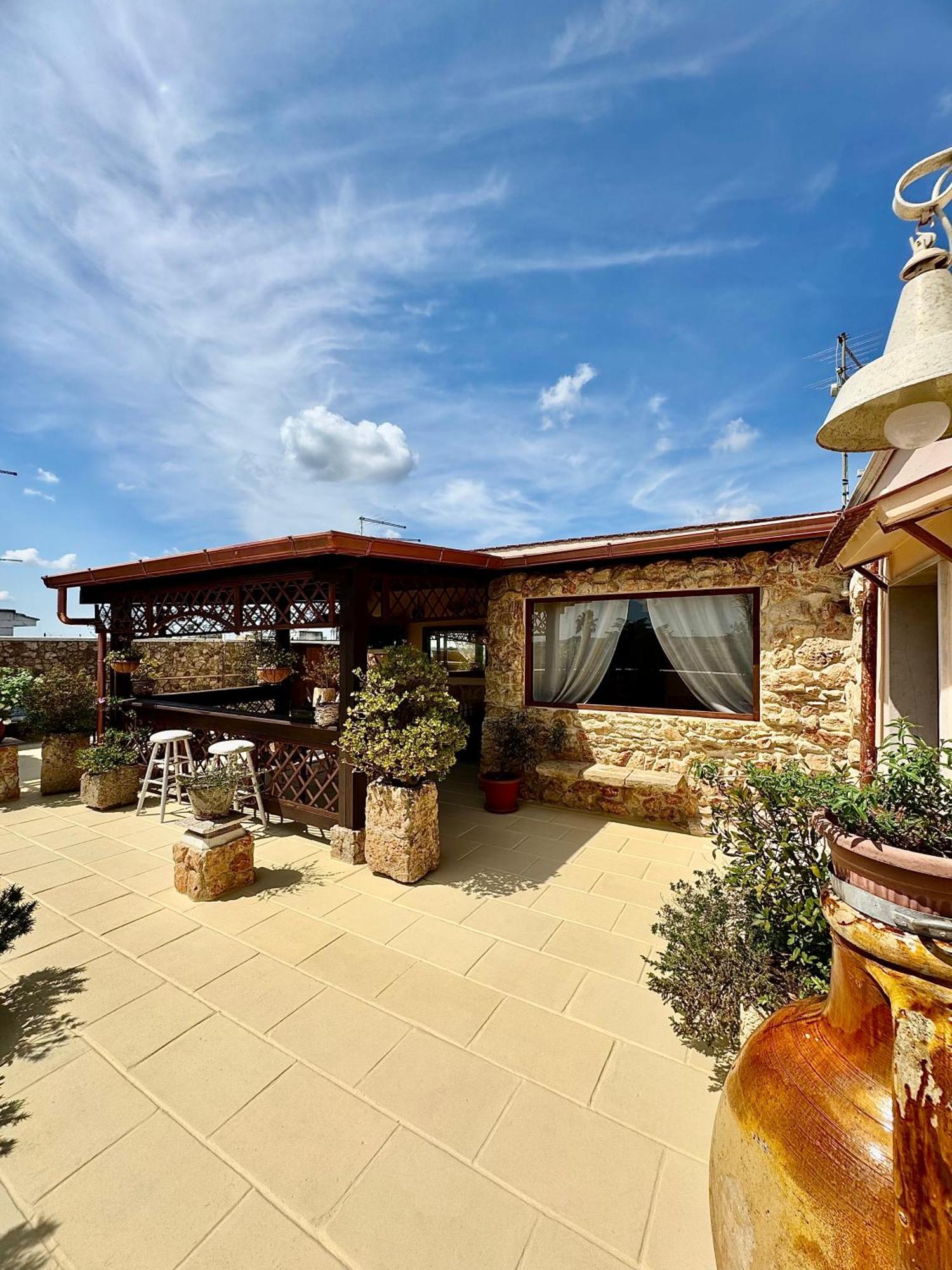Appartamento No Vabbe! Penthouse… Torre Santa Susanna Esterno foto